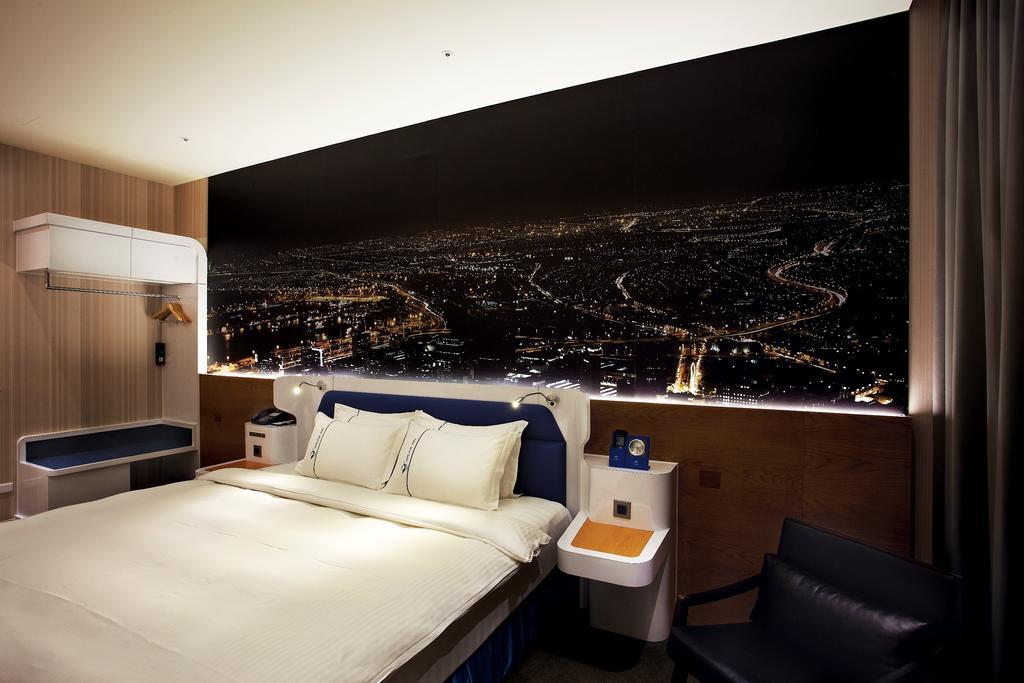 Airline Inn Green Park Way Taichung Bagian luar foto