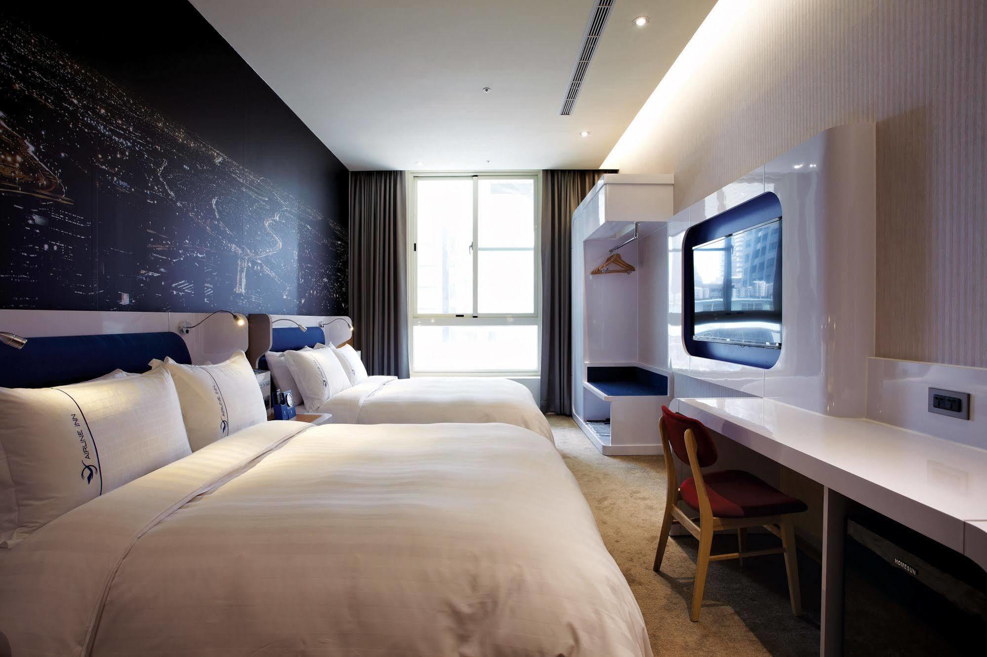 Airline Inn Green Park Way Taichung Bagian luar foto